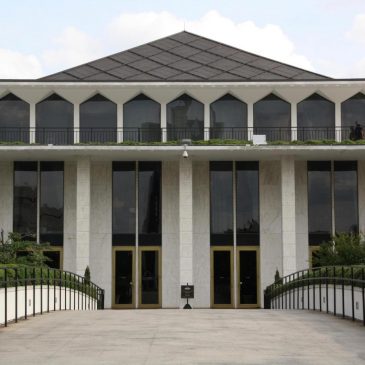 North Carolina GOP announce plans to vote on new House map amid nationwide redistricting battle