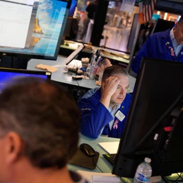 US stocks slip as trade tensions with China flare up again