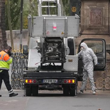 Lionel Laurent: Louvre robbery gang used a brazen new criminal blueprint