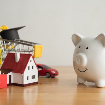 Asked on Reddit: Should I pay off loans or save?