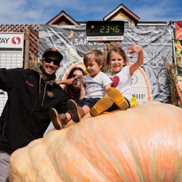 California engineer wins pumpkin contest with 2,346-pound gourd