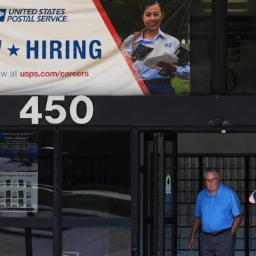Lack of jobs data due to government shutdown muddies the outlook for hiring and the economy