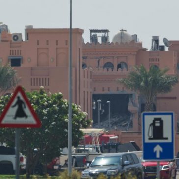 Trump signs an executive order vowing to defend Qatar in the wake of Israel’s strike
