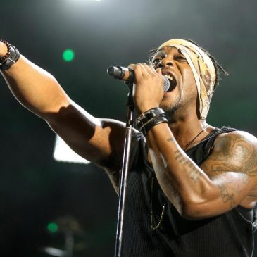 D’Angelo, Grammy-winning R&B singer who became an icon with ‘Untitled (How Does It Feel),’ dies