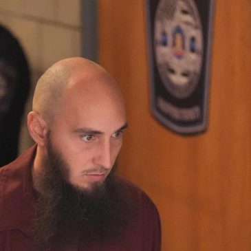 Pennsylvania man pleads guilty in arson attack at governor’s mansion while Shapiro’s family slept