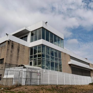 US citizen detained and held at ICE building in Portland for hours before release, lawyer says