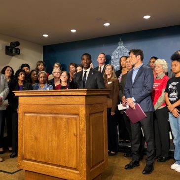 St. Paul mayor calls for municipal rules on firearms, assault weapons ban