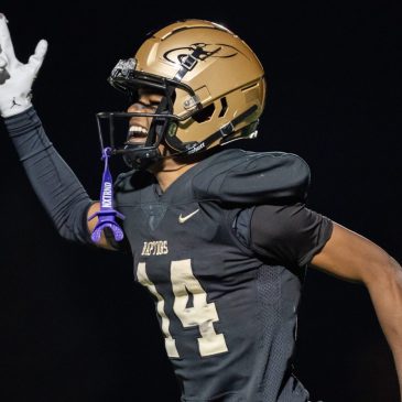 High school football: Woodbury stops 2-point try in final seconds; holds off Eagan