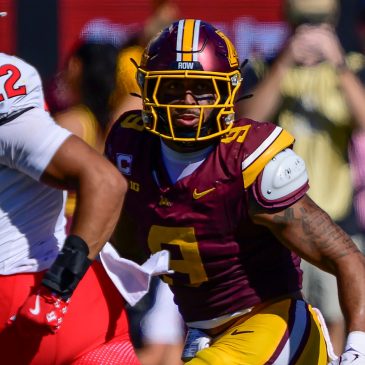 Get to know Gophers leading tackler Devon Williams