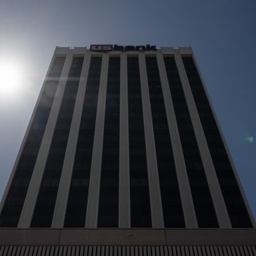 U.S. Bank Center heads to auction for $1 million starting bid