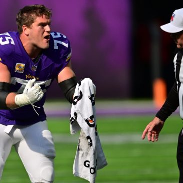 Vikings list Christian Darrisaw and Brian O’Neill as questionable