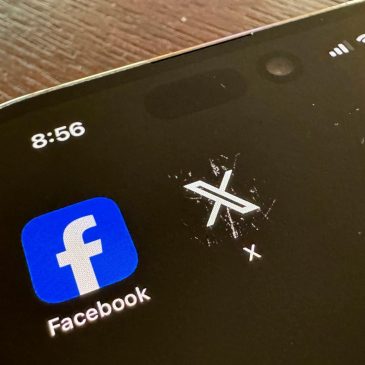 David M. Drucker: Politicians need to stop being so online