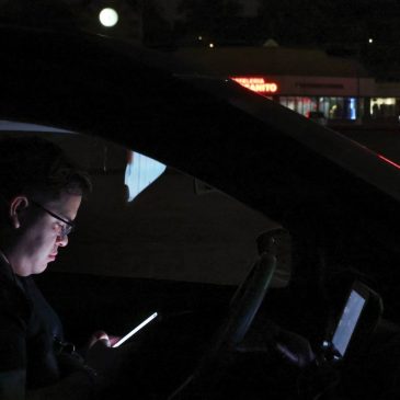 One man’s ICE watchdog work in a Chicago suburb