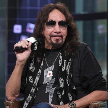 Founding Kiss guitarist Ace Frehley died from injuries suffered in fall, autopsy shows