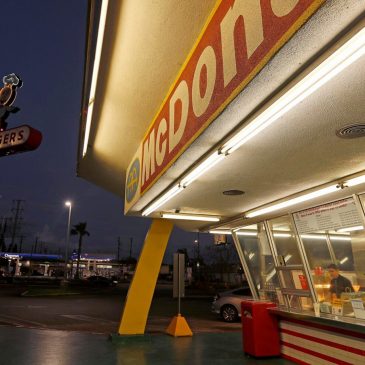 McDonald’s is losing its low-income customers. Economists call it a symptom of the stark wealth divide