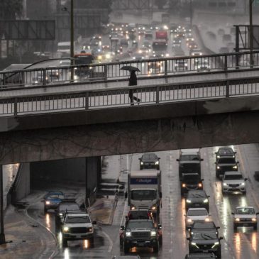 Business groups ask Supreme Court to pause California climate reporting laws in emergency appeal