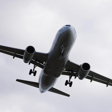 Travelers brace for chaos as US government shutdown threatens holiday flights