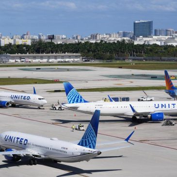 FAA gives $10K bonuses only to air traffic controllers with perfect attendance during shutdown