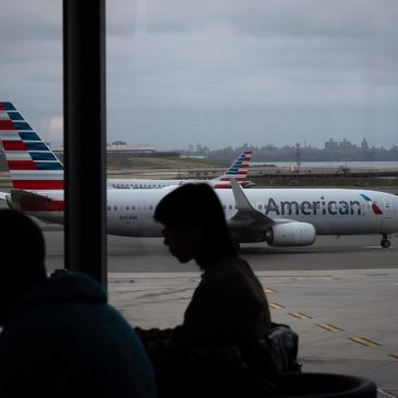 Flight cancellations and delays worsen as government shutdown drags on