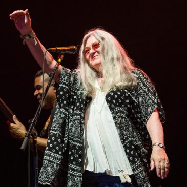Donna Jean Godchaux-MacKay, Grateful Dead singer, dies at 78