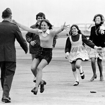 Vietnam War POW Robert Stirm, seen in iconic ‘Burst of Joy’ photo with family, dies at 92