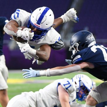 Football: Spring Lake Park beats St. Thomas Academy in Class 5A state semifinal