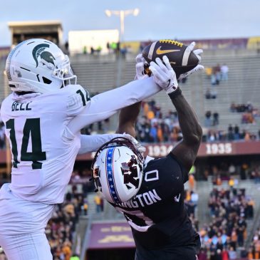 Controversy? Michigan State coach Jonathan Smith responds to late calls