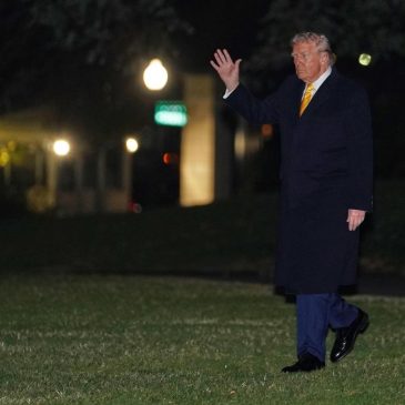 Judge bars Trump from immediately cutting funding to the University of California