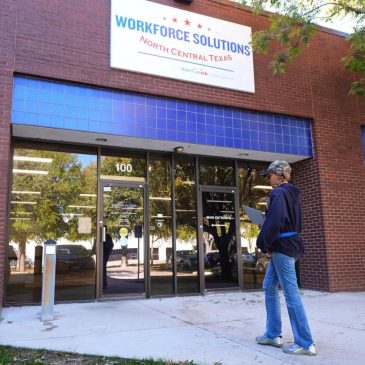 US filings for jobless benefits remained in historically healthy range during government shutdown