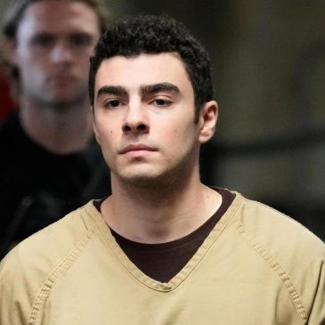 A judge said Luigi Mangione could have a laptop to view evidence in jail. He still hasn’t gotten it