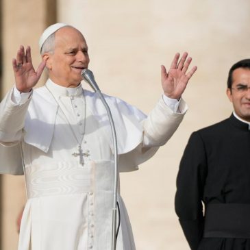 Pope strongly backs US bishops in blasting Trump immigration crackdown, urges humane treatment