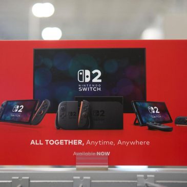 A medley of tech gifts for everyone on your holiday shopping list