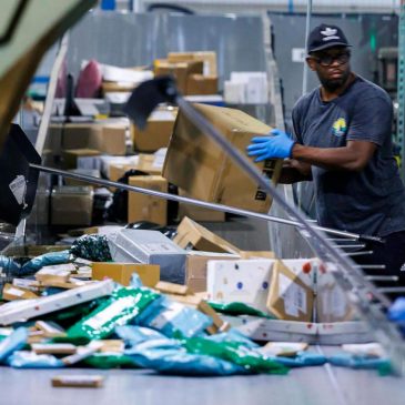 Holiday shipping deadlines: When to ship your gifts this year so they arrive on time