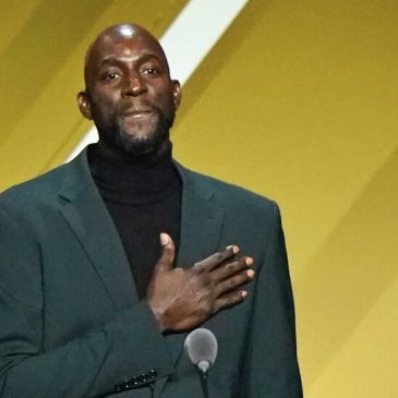 Report: Kevin Garnett to join Timberwolves in off-court role, have jersey retired