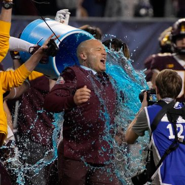 Gophers will play New Mexico in the Rate Bowl