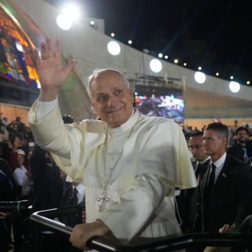 Pope Leo XIV sends message of support to southern Lebanon as he ends 1st foreign trip