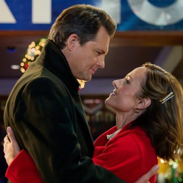 Our 5 Hallmark Christmas rom-coms to watch this holiday season