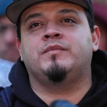 Federal judge to decide whether Kilmar Abrego Garcia should return to immigration custody