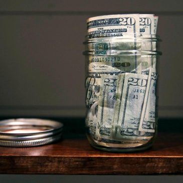 How to build an emergency fund, pay off debt and make a plan for your money in 2026