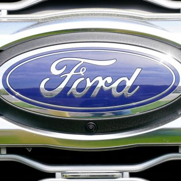 Ford recalls more than 270,000 electric and hybrid vehicles due to roll-away risk