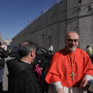 Thousands flock to Bethlehem to revive Christmas spirit after 2 years of war in Gaza