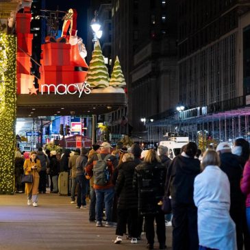 Macy’s posts surprise profit with overhaul under new CEO resonating with shoppers