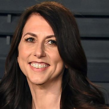 Philanthropist MacKenzie Scott gave $7.1 billion to nonprofits in 2025, a major increase