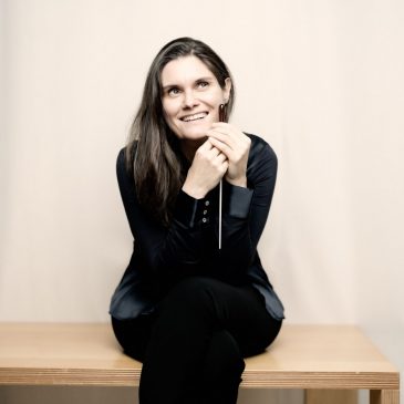 Review: Guest conductor brings dynamic vitality to night with Minnesota Orchestra