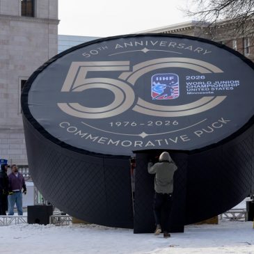 A look at all 10 teams and the top players in the World Junior Championship