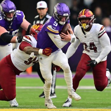 J.J. McCarthy gets some swagger back as Vikings dominate Commanders