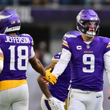 Playoffs?! Playoffs!? … Yes, it can still happen for Vikings