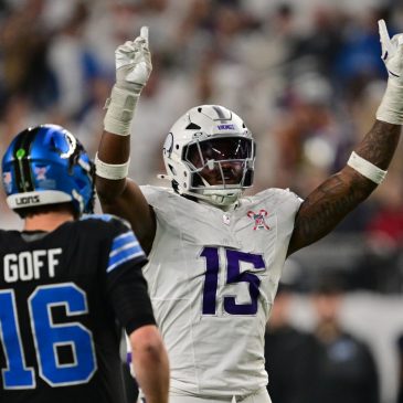Here are five young players that need to shine for Vikings against Packers