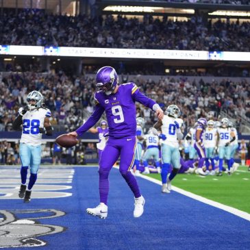 J.J. McCarthy shines in primetime as Vikings upset Cowboys