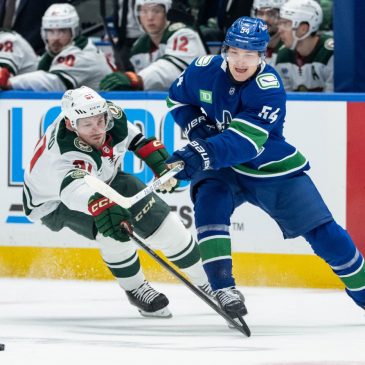Rough second period proves costly for Wild in Vancouver